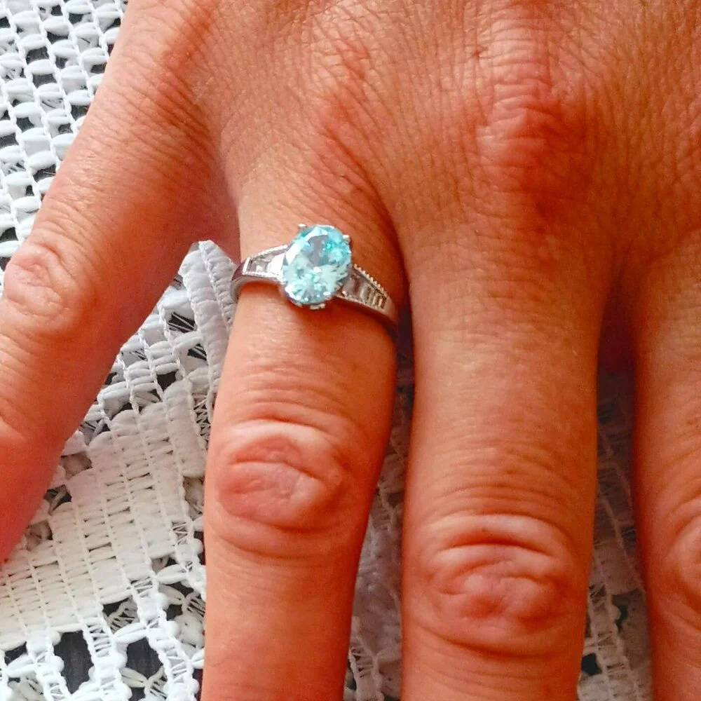 IBB 925 Light Blue Ring 7 Sterling Silver Solitaire with Clear Baguettes
